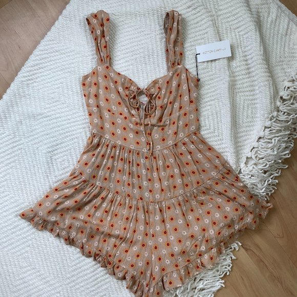 Beige/Tan Floral Romper, Medium, Cotton Candy LA - Picture 1 of 9